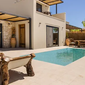  Holiday home Hilaritas Premium Seafront - April & Limited Spring Offer!
